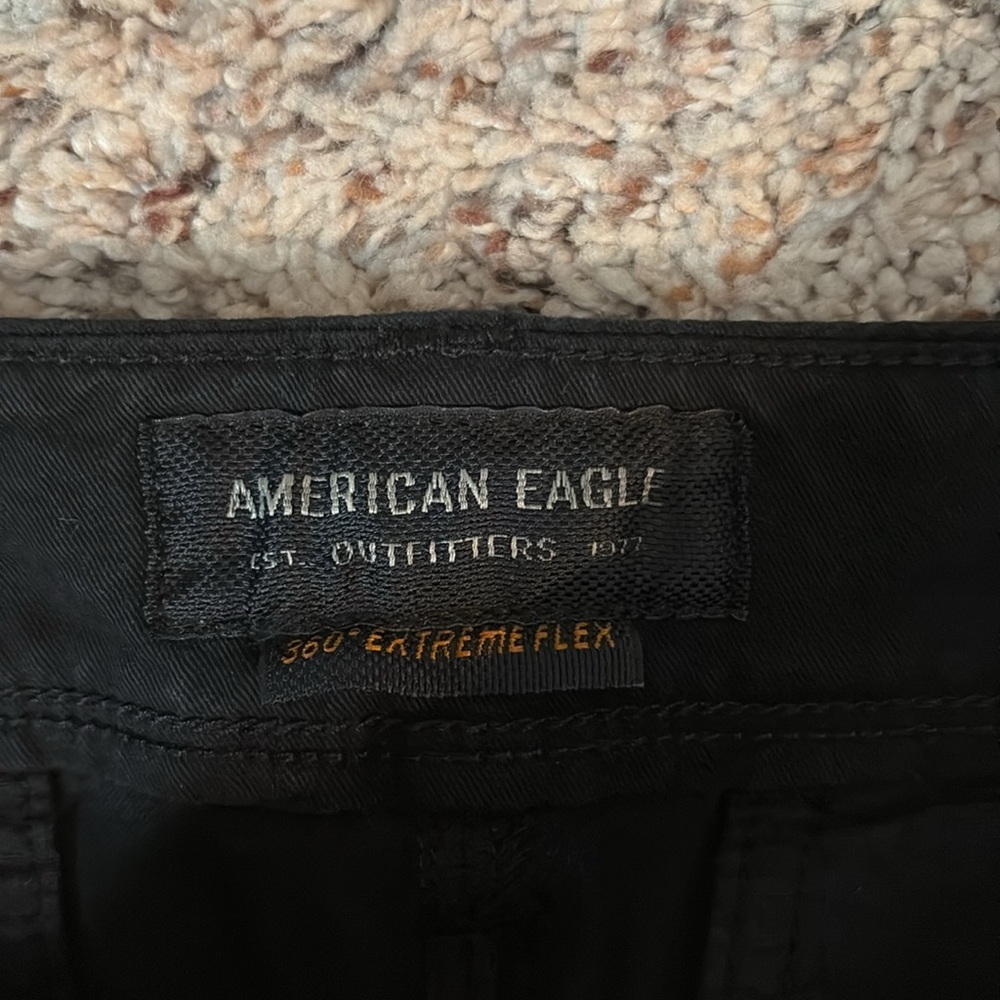 Black Men’s American Eagle 29x32 Slim Jeans - Picture 3 of 4